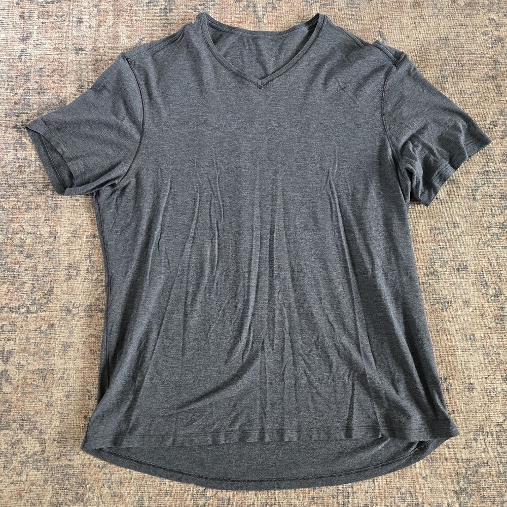 Lululemon 5 Year Basic V-Neck T-Shirt Tee Heathered Navy Code Blue Size XXL